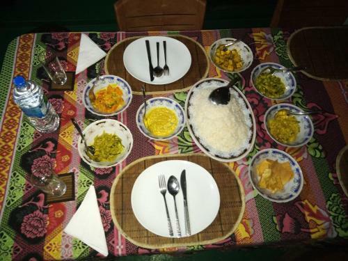 Sigiri Tarushan Home Stay