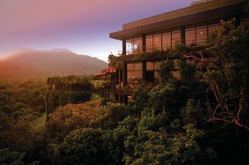 Hotel Heritance Kandalama
