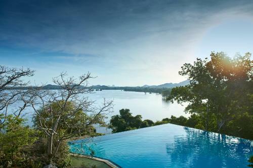 Hotel Heritance Kandalama