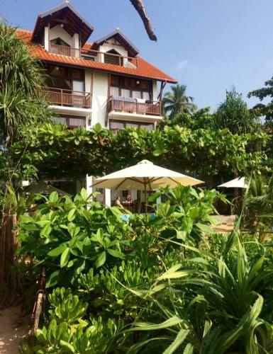 Hotel Talalla Bay Beach