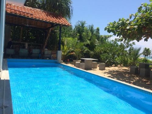 Hotel Talalla Bay Beach