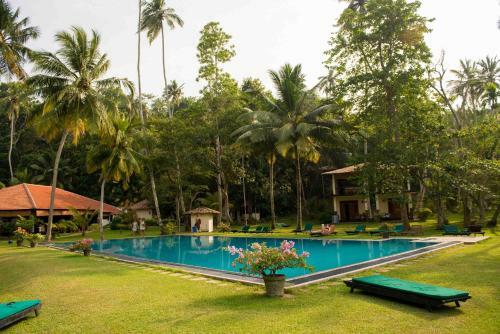 Hotel Talalla Retreat