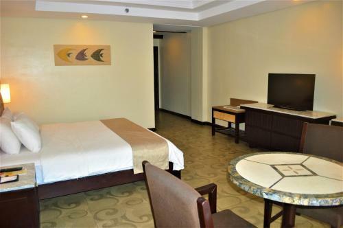 Hotel Coron Westown Resort