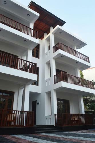 Hostal Shanika Beach Inn