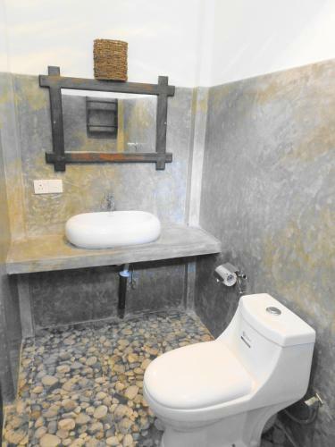 Hostal Eagles Nest Cabanas