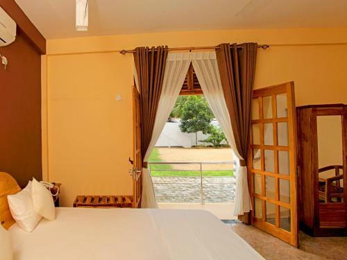 Hotel Bluewater Beach Resort