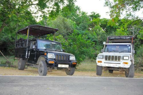 Hotel Ajith Rooms And Jeep