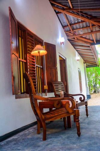 Hotel Shehani Beach Bungalow