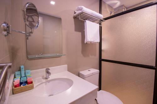Hotel Bohol Shores