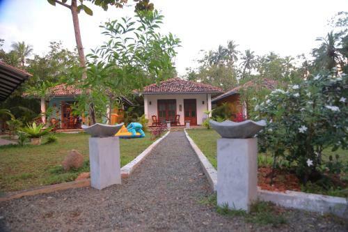 Hotel Jasmine Cabanas
