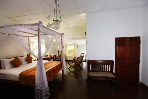 Thalpe Walawwa Heritage Villa