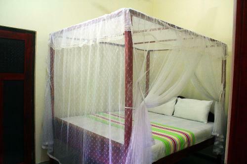 Hostal Tiny Royal Palace