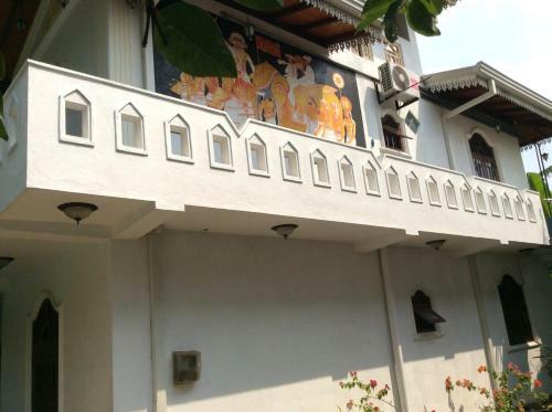 Hostal Tiny Royal Palace