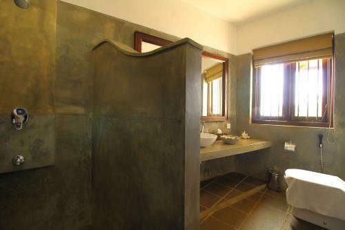 Hotel Kingfisher
