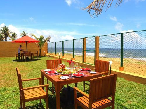 Laguna Beach Villa Sri Lanka