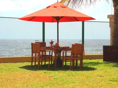 Laguna Beach Villa Sri Lanka