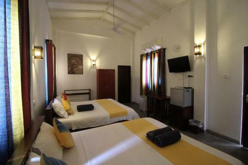 Hostal Santori