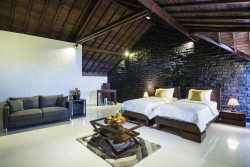 Hostal 14 Palms