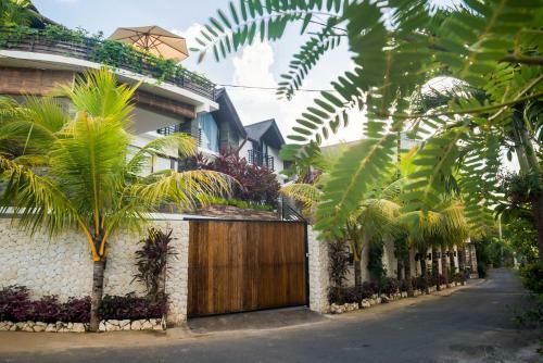 Hostal 14 Palms