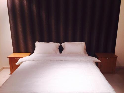 Al Amoria Furnished Apartments 4