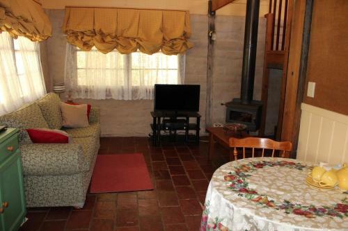 Bed & Breakfast Elinike Guest Cottages