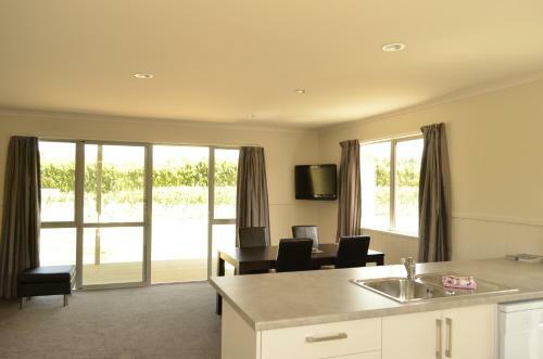 Hostal Weaver Estate Vineyard Cottages