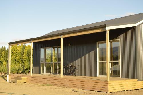 Hostal Weaver Estate Vineyard Cottages