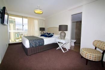 Hotel Hi-surf Beachfront Resort Apartments