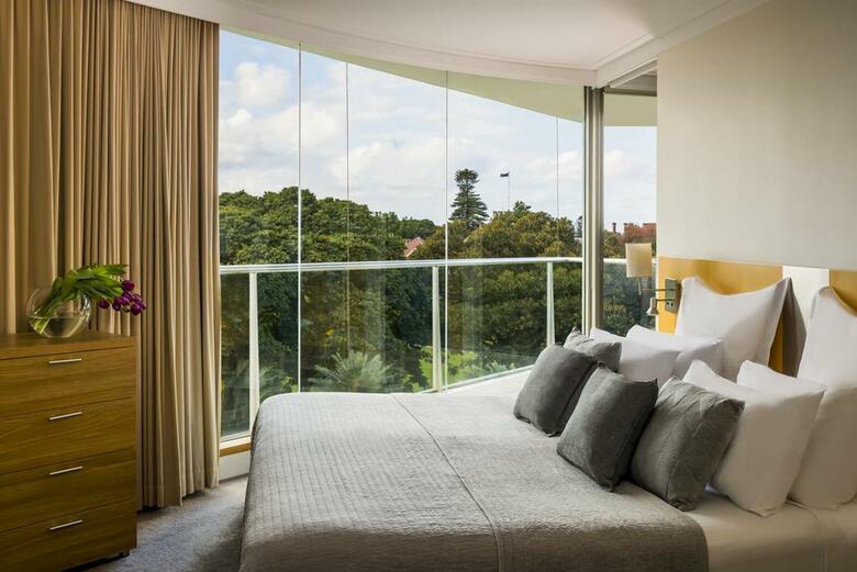 Hotel Quay Grand Suites Sydney
