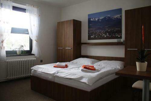 Hotel Pod Radnic�