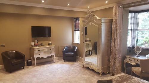 Derby Manor Hotel