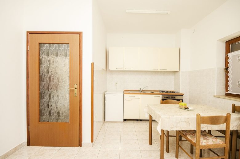 Apartments Josip