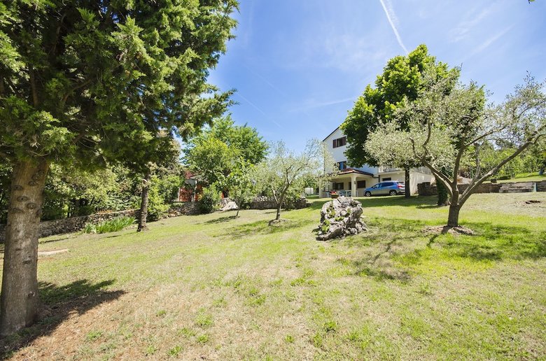 Apartments Josip