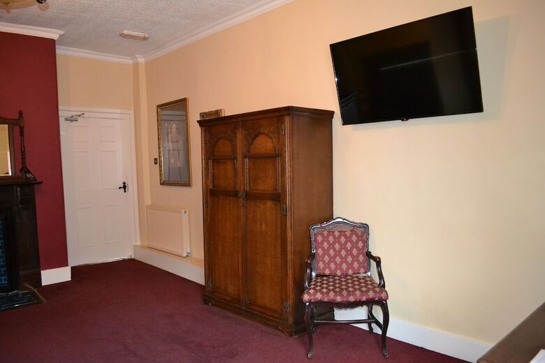 The Red Lion Hotel