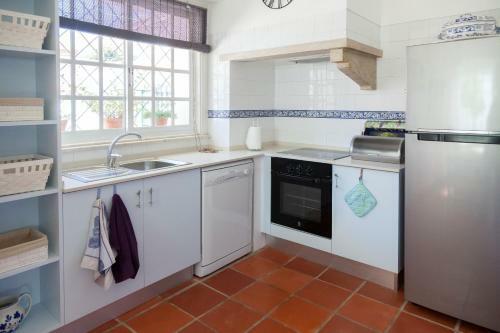 Hostal Parede Guest House