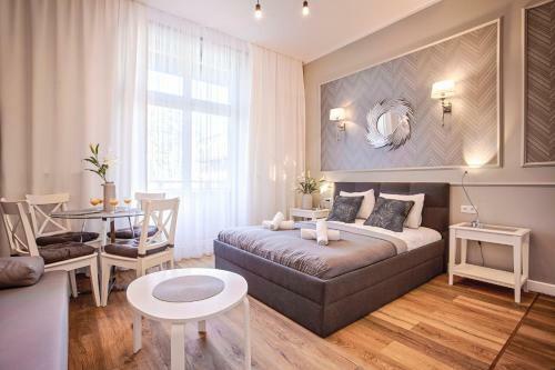 Tyzenhauz Apartments Old Town East
