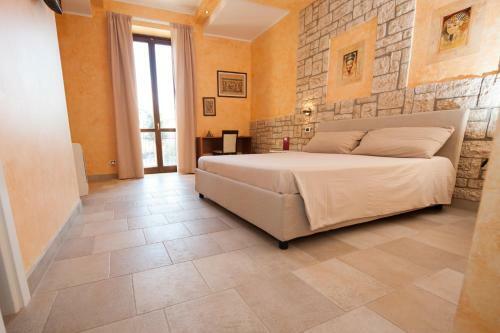 Hostal Villa Tivoli