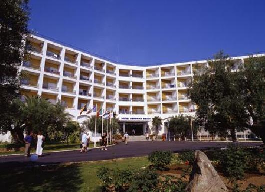 Hotel Gerakina Beach
