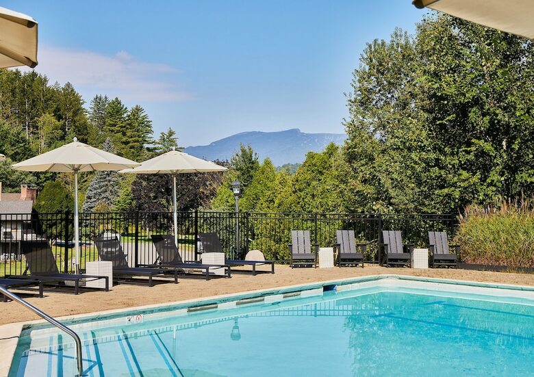 Hotel Golden Eagle Resort