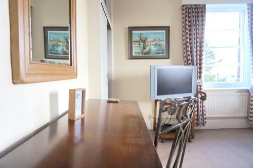 Bed & Breakfast Colthrop Manor