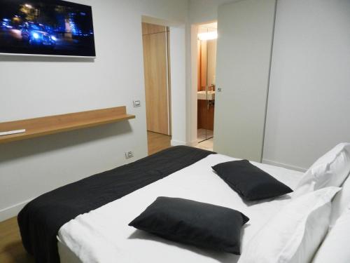 Aparthotel Bucharest - Elite Apartment