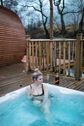 Apartamento Riverbeds Lodges With Hot Tubs
