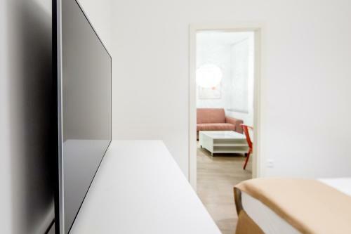 Apartamentos White House Bela Hi?a
