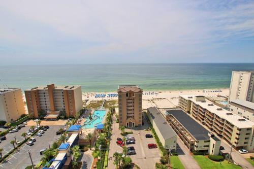 Apartamento Crystal Tower 1608