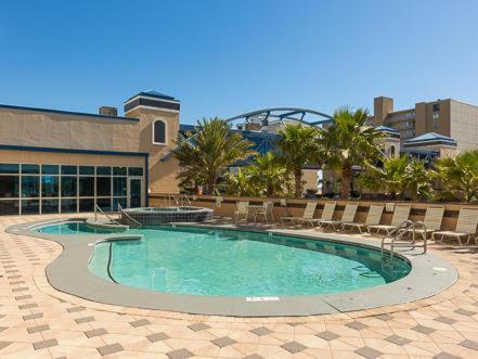 Apartamento Crystal Tower 1608