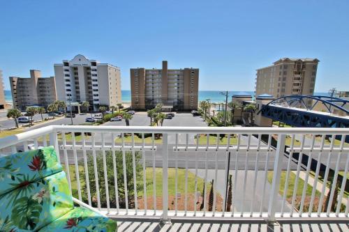 Apartamento Crystal Tower 401