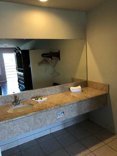 Hotel Alamo Inn And Suites - Convention Center
