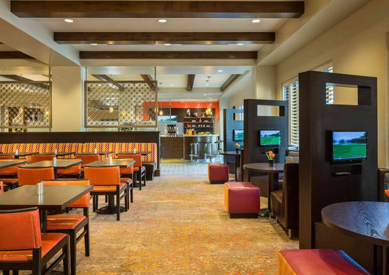 Hotel Courtyard By Marriott Anaheim Theme Park Entrance