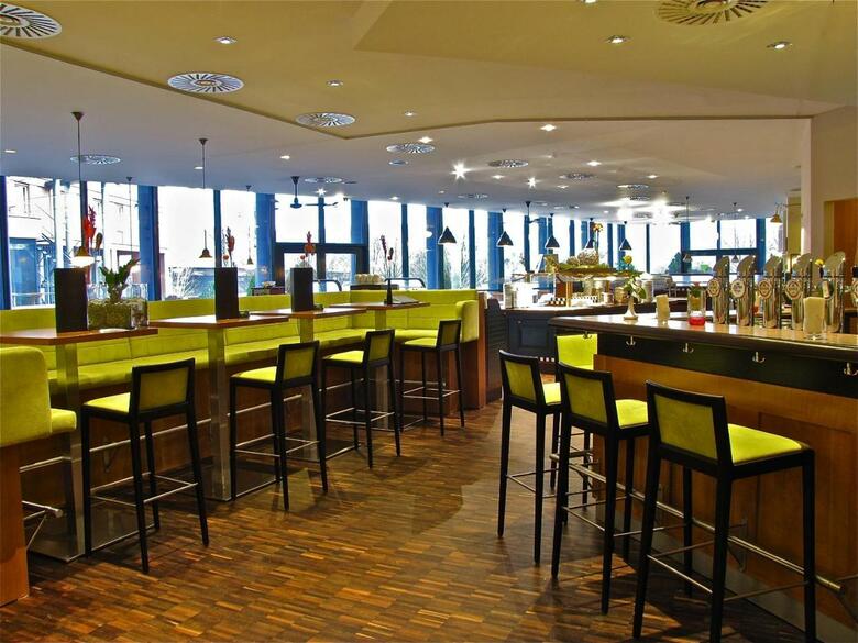 Trans World Hotel Donauwelle