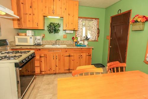 All Seasons Chateau